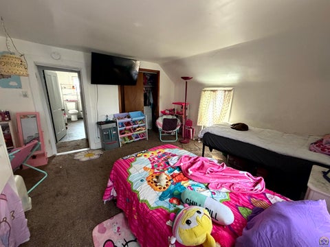 Tiny photo for 1154 SW Medford Ave, Topeka, KS 66604 (MLS # 247147)