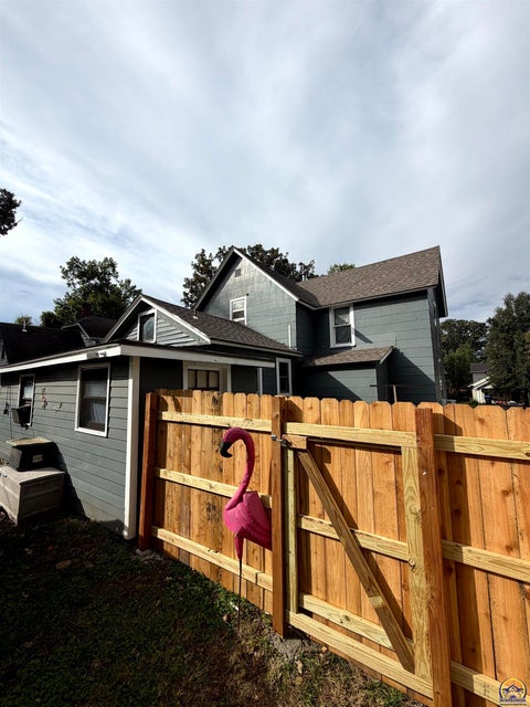 Tiny photo for 1154 SW Medford Ave, Topeka, KS 66604 (MLS # 247147)