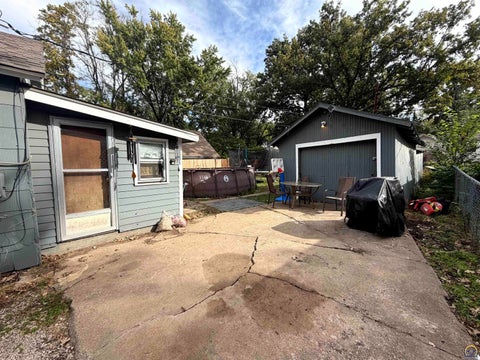 Tiny photo for 1154 SW Medford Ave, Topeka, KS 66604 (MLS # 247147)