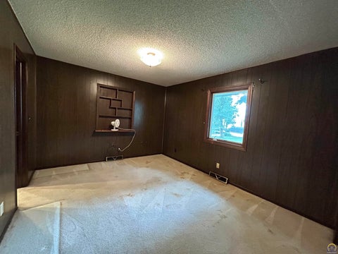 Tiny photo for 426 Comanche Dr, Holton, KS 66436 (MLS # 246676)