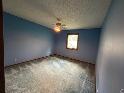 Tiny photo for 426 Comanche Dr, Holton, KS 66436 (MLS # 246676)