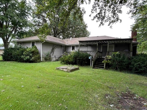 Tiny photo for 426 Comanche Dr, Holton, KS 66436 (MLS # 246676)