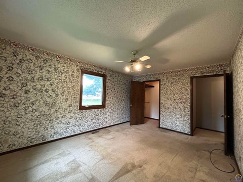 Tiny photo for 426 Comanche Dr, Holton, KS 66436 (MLS # 246676)