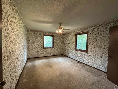 Tiny photo for 426 Comanche Dr, Holton, KS 66436 (MLS # 246676)