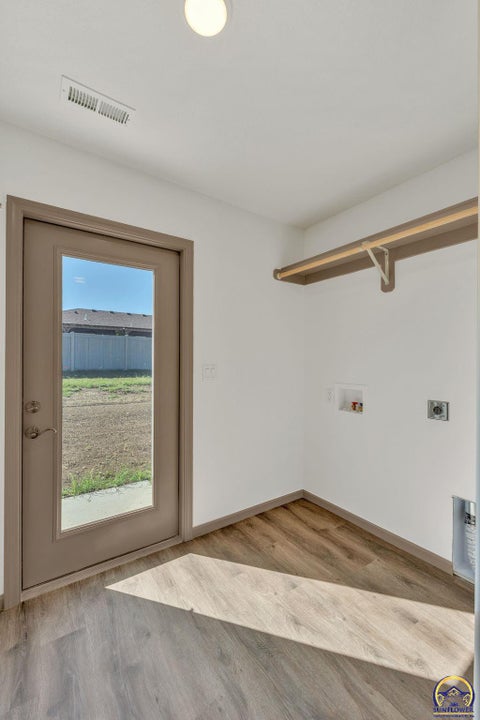 Tiny photo for 732 W North St, Carbondale, KS 66414 (MLS # 246572)