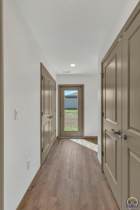 Tiny photo for 732 W North St, Carbondale, KS 66414 (MLS # 246572)