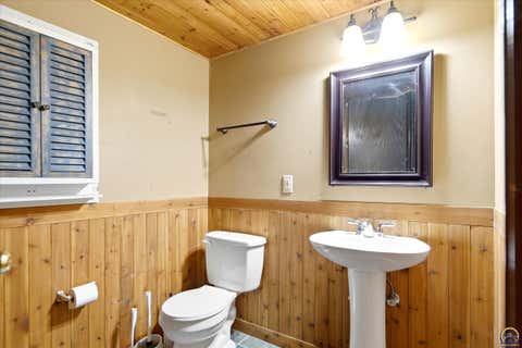 Tiny photo for 2734 SW Stutley Rd, Topeka, KS 66614 (MLS # 246123)