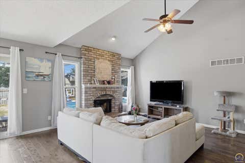 Tiny photo for 2734 SW Stutley Rd, Topeka, KS 66614 (MLS # 246123)