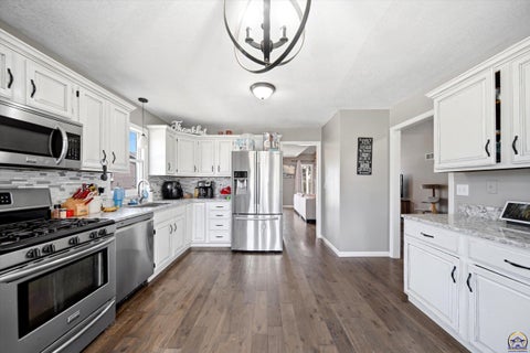 Tiny photo for 2734 SW Stutley Rd, Topeka, KS 66614 (MLS # 246123)