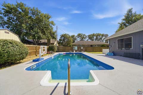 Tiny photo for 2734 SW Stutley Rd, Topeka, KS 66614 (MLS # 246123)