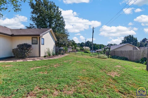 Tiny photo for 107 Karen Dr, Holton, KS 66436 (MLS # 246472)