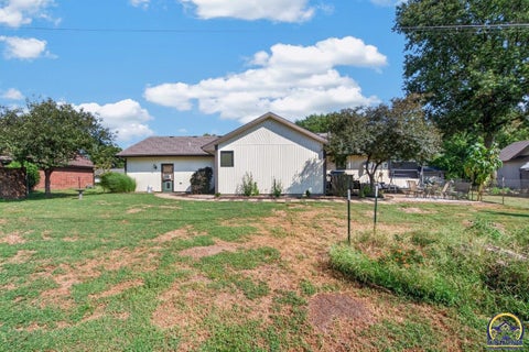 Tiny photo for 107 Karen Dr, Holton, KS 66436 (MLS # 246472)