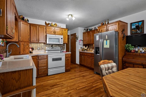 Tiny photo for 5920 NE Marple Dr, Topeka, KS 66617 (MLS # 246533)