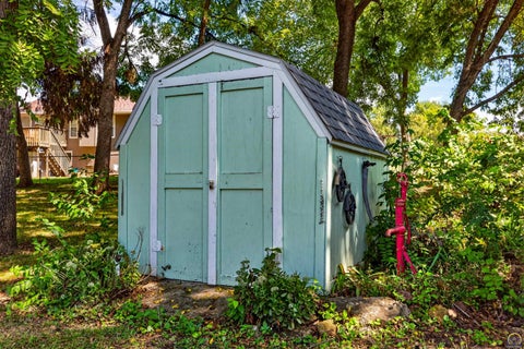 Tiny photo for 5920 NE Marple Dr, Topeka, KS 66617 (MLS # 246533)