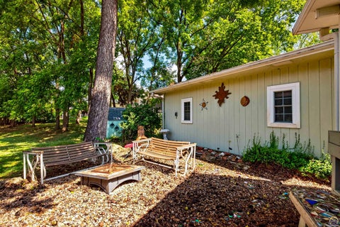 Tiny photo for 5920 NE Marple Dr, Topeka, KS 66617 (MLS # 246533)