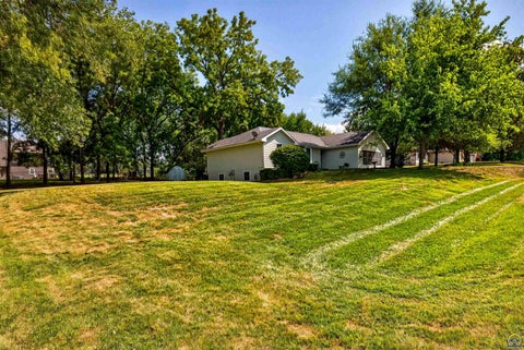 Tiny photo for 5920 NE Marple Dr, Topeka, KS 66617 (MLS # 246533)