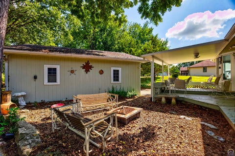 Tiny photo for 5920 NE Marple Dr, Topeka, KS 66617 (MLS # 246533)