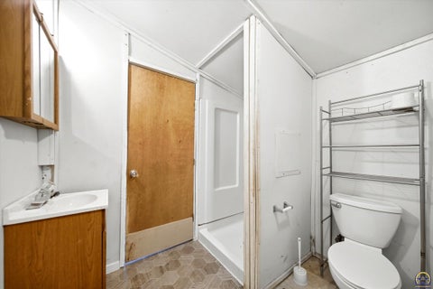 Tiny photo for 1159 SW Plass Ave, Topeka, KS 66604 (MLS # 245657)
