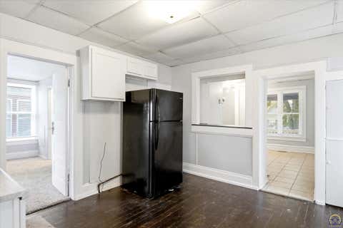 Tiny photo for 1159 SW Plass Ave, Topeka, KS 66604 (MLS # 245657)