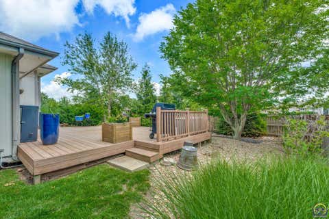 Tiny photo for 2518 SW Berkshire Dr, Topeka, KS 66614 (MLS # 244907)