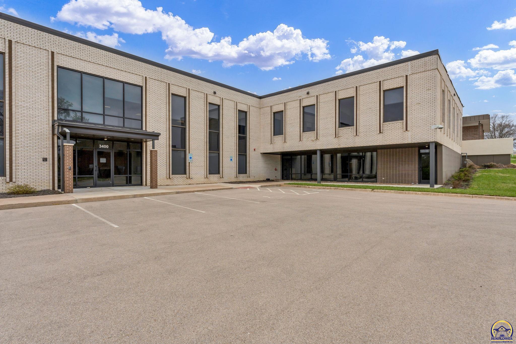 Topeka, Kansas 66611, United States, ,Commercial,Active,104433