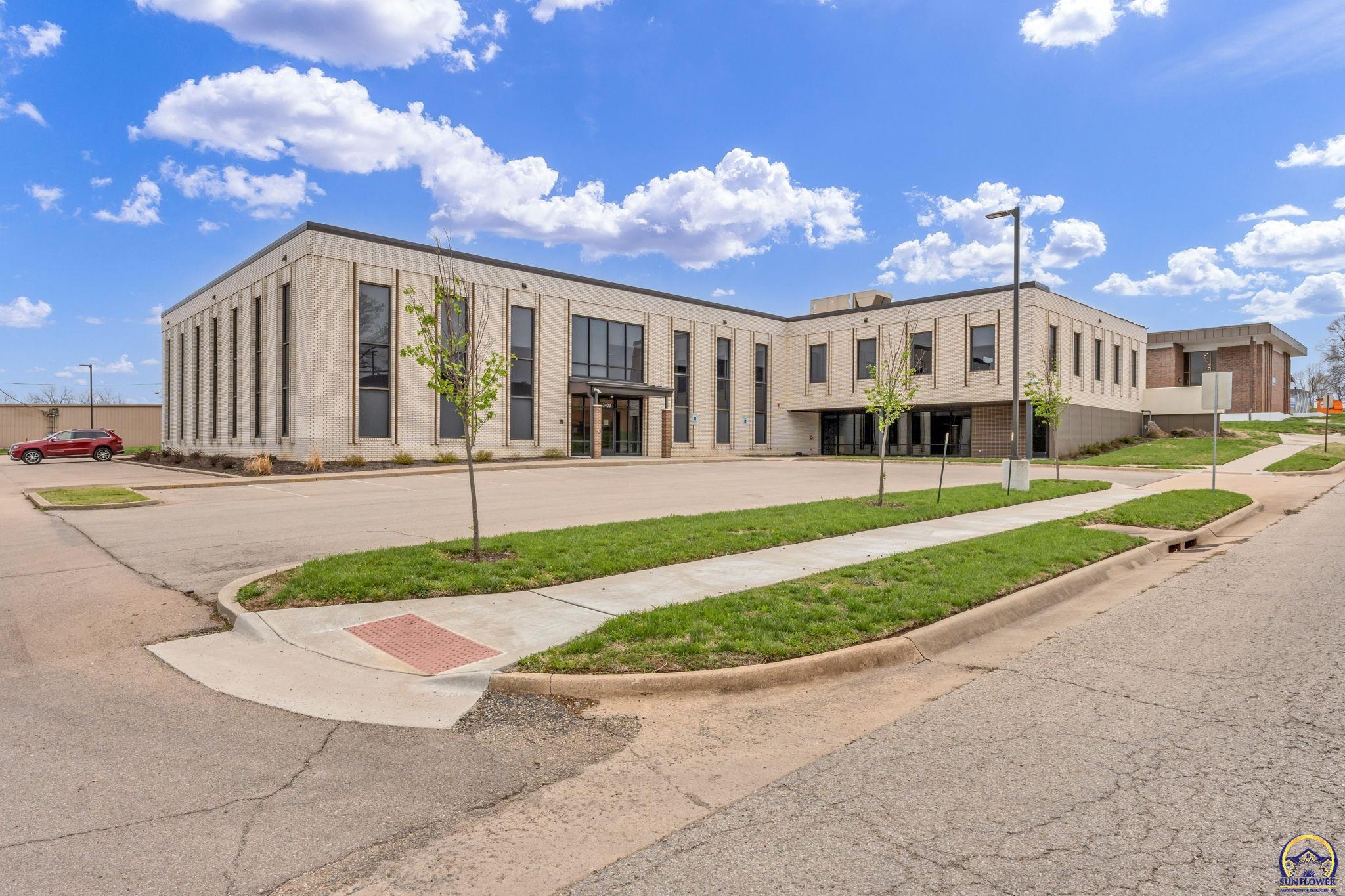 Topeka, Kansas 66611, United States, ,Commercial,Active,104433