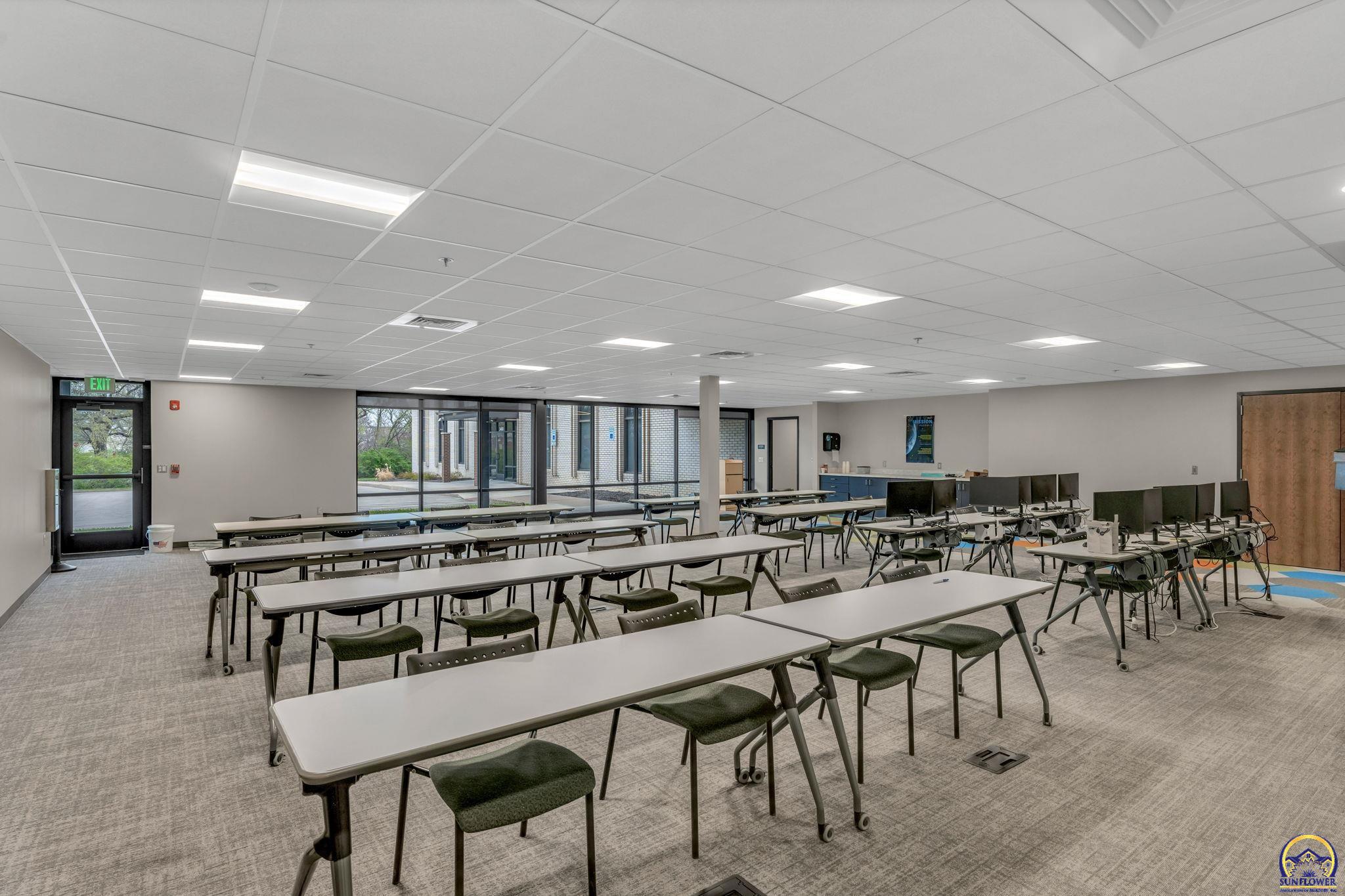 Topeka, Kansas 66611, United States, ,Commercial,Active,104433