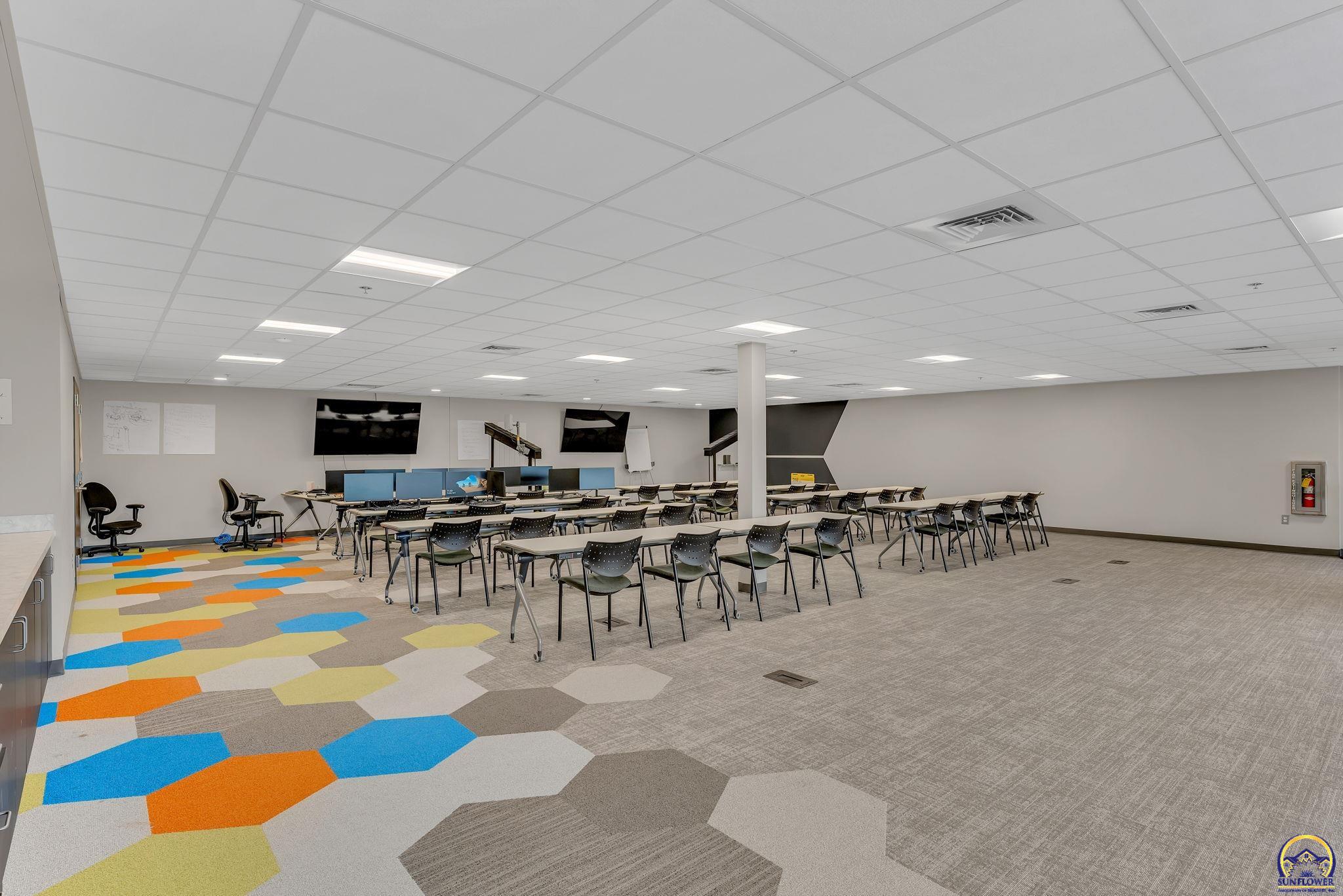 Topeka, Kansas 66611, United States, ,Commercial,Active,104433