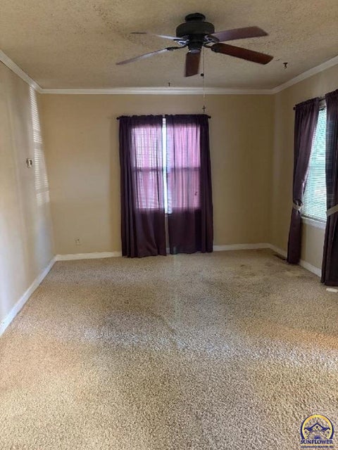 Tiny photo for 839 SW Webster Ave, Topeka, KS 66606 (MLS # 246926)