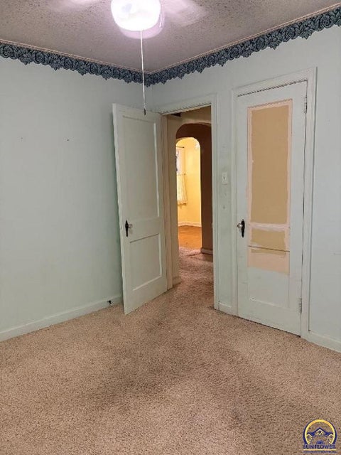 Tiny photo for 839 SW Webster Ave, Topeka, KS 66606 (MLS # 246926)