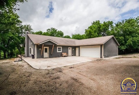 Photo of 6625 E 213th ST, Quenemo, KS 66528 (MLS # 244784)