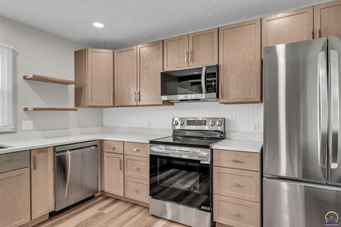 Tiny photo for 1837 SW Cheyenne Rd, Topeka, KS 66614 (MLS # 244916)