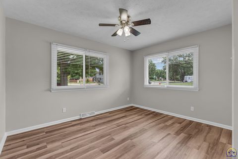 Tiny photo for 1837 SW Cheyenne Rd, Topeka, KS 66614 (MLS # 244916)