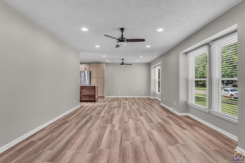 Tiny photo for 1837 SW Cheyenne Rd, Topeka, KS 66614 (MLS # 244916)