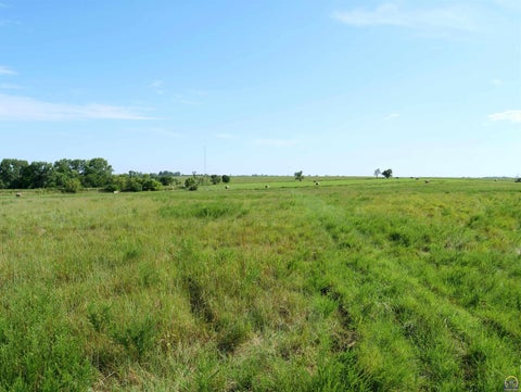 Tiny photo for 3 NW Jennings Rd, Topeka, KS 66618 (MLS # 246130)
