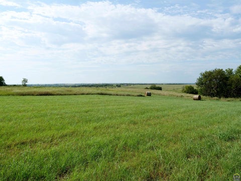 Tiny photo for 3 NW Jennings Rd, Topeka, KS 66618 (MLS # 246130)