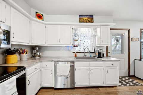Tiny photo for 3806 SE Fair Meadows Pl, Topeka, KS 66605 (MLS # 245899)