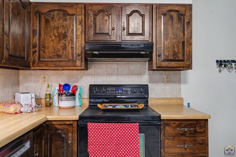 Tiny photo for 112 Lawrence Ave, Scranton, KS 66537 (MLS # 246764)