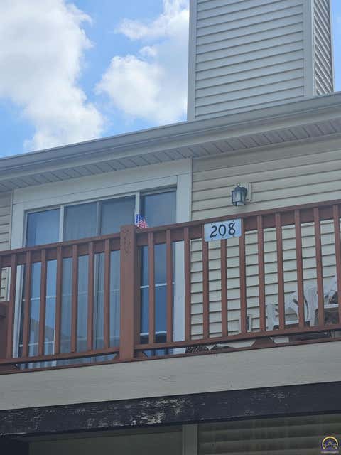 Tiny photo for 3019 SW Maupin Ln #208, Topeka, KS 66614 (MLS # 245184)