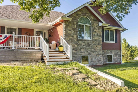 Tiny photo for 11120 SW 13th St, Topeka, KS 66615 (MLS # 245520)