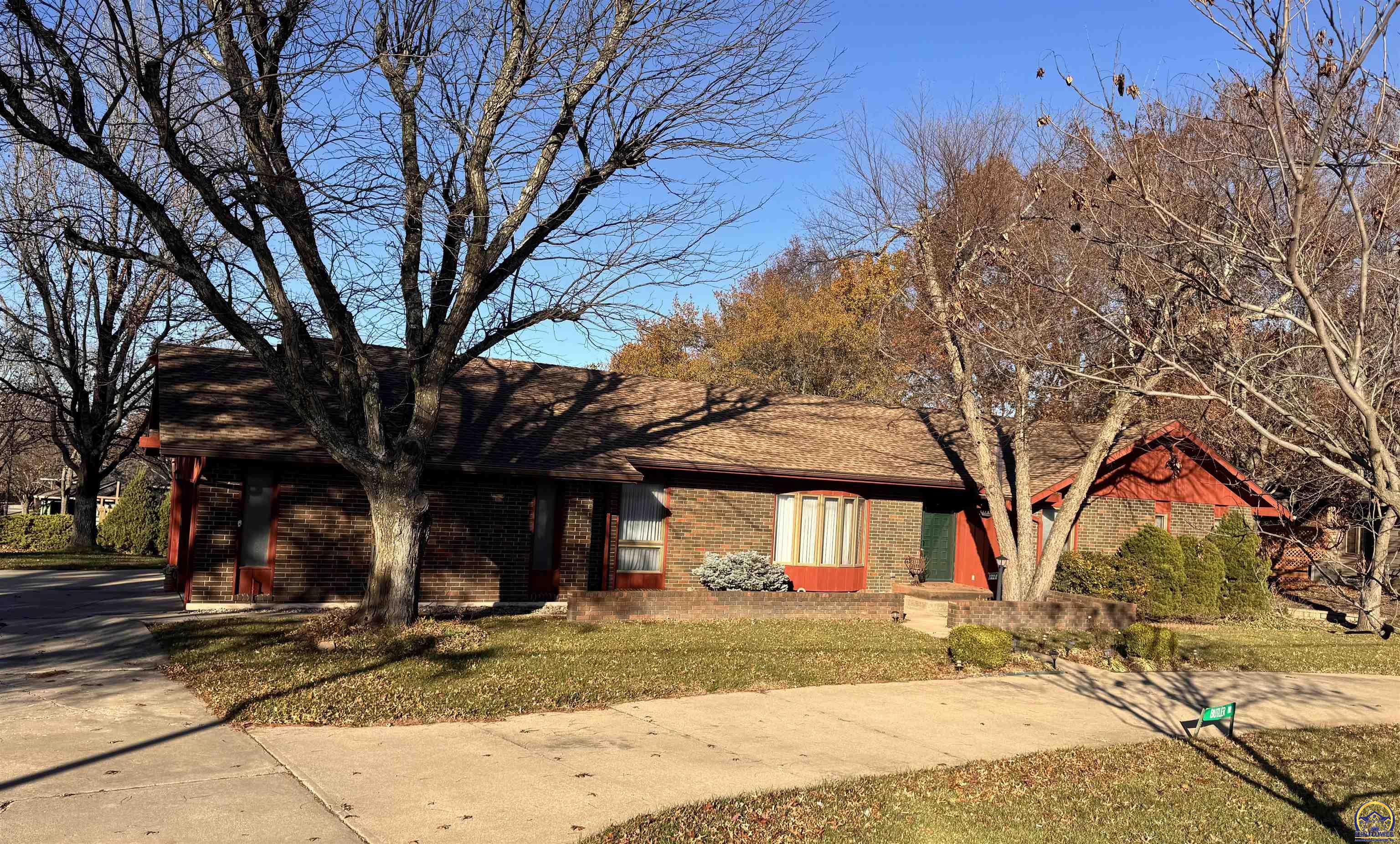 Osawatomie, Kansas 66064, United States, 3 Bedrooms Bedrooms, ,4 BathroomsBathrooms,Residential,Pending,29852