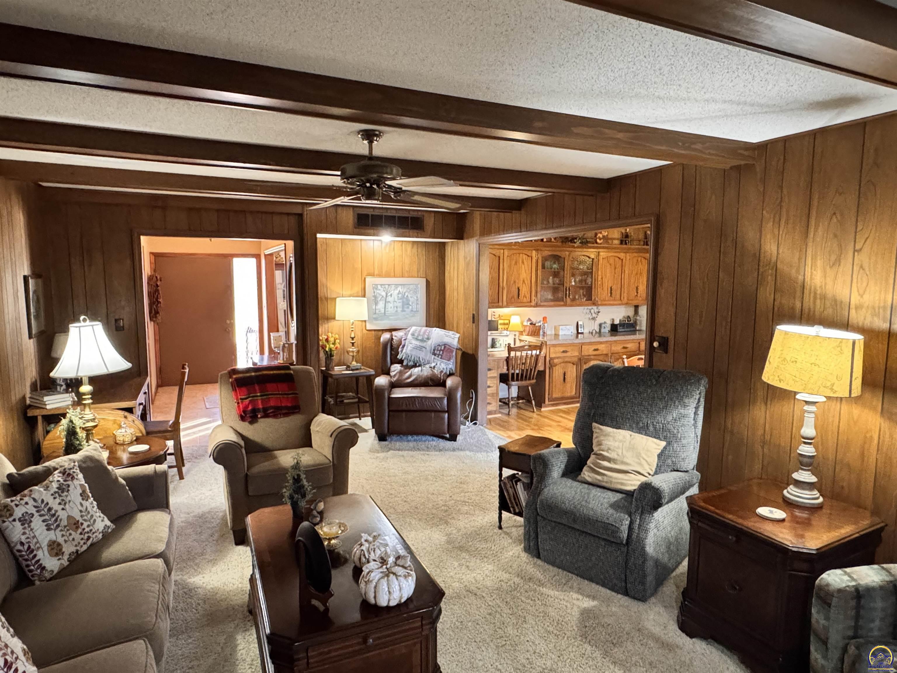 Osawatomie, Kansas 66064, United States, 3 Bedrooms Bedrooms, ,4 BathroomsBathrooms,Residential,Pending,29852