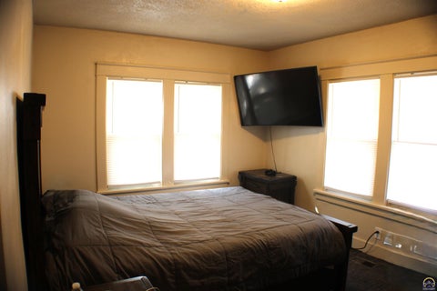 Tiny photo for 3228 SE 6th St, Topeka, KS 66607 (MLS # 246445)