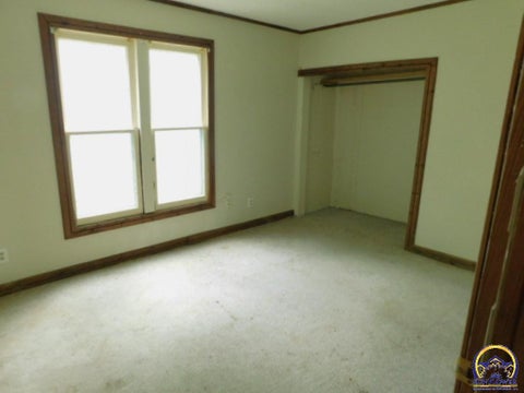 Tiny photo for 309 Wisconsin Ave, Holton, KS 66436 (MLS # 246247)
