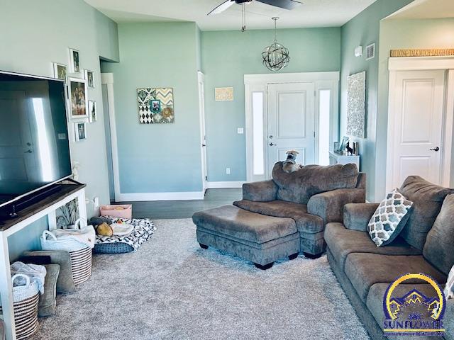 Topeka, Kansas 66609, United States, 4 Bedrooms Bedrooms, ,3 BathroomsBathrooms,Residential,Pending,59602