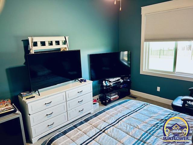 Topeka, Kansas 66609, United States, 4 Bedrooms Bedrooms, ,3 BathroomsBathrooms,Residential,Pending,59602