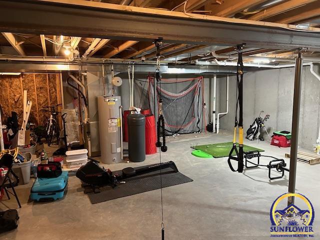 Topeka, Kansas 66609, United States, 4 Bedrooms Bedrooms, ,3 BathroomsBathrooms,Residential,Pending,59602