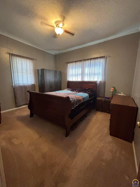Tiny photo for 300 W Maple St, Hartford, KS 66854 (MLS # 246253)
