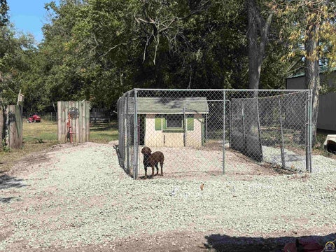 Tiny photo for 300 W Maple St, Hartford, KS 66854 (MLS # 246253)