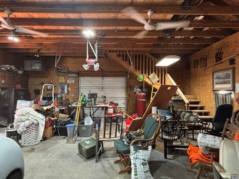 Tiny photo for 300 W Maple St, Hartford, KS 66854 (MLS # 246253)